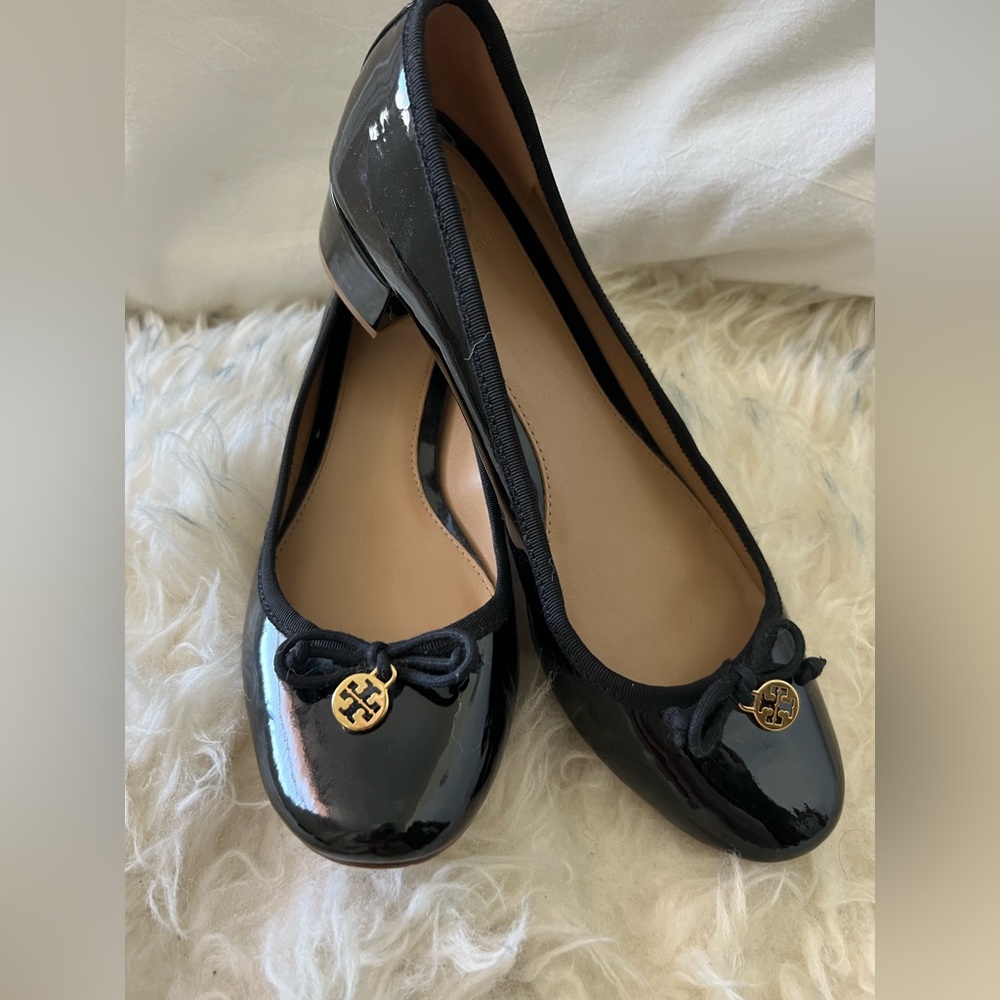 Black Patent Tory Burch Low Heel Ballet Shoe Size 9.5